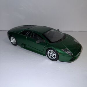 Maisto Diecast Green Lamborghini Murcielago Sports Car Gullwing Doors Toy Car